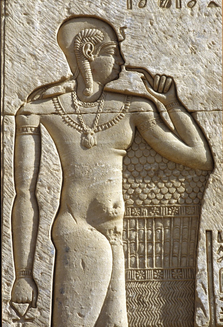 Forntida Egypten, Väggmålning/ristning, Ihy, son till Amun och Mut, Hathors tempel, Dendera (foto) av School Egyptian