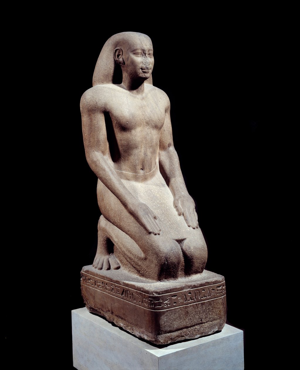 Egyptisk antikvitet: ”” Staty av Nakhthorheb, prästöverhuvud”” Kvartsitskulptur omkring 590. 26:e dynastin, regne av Psammetic (595-529 f.Kr.) Paris. Louvren av School Egyptian