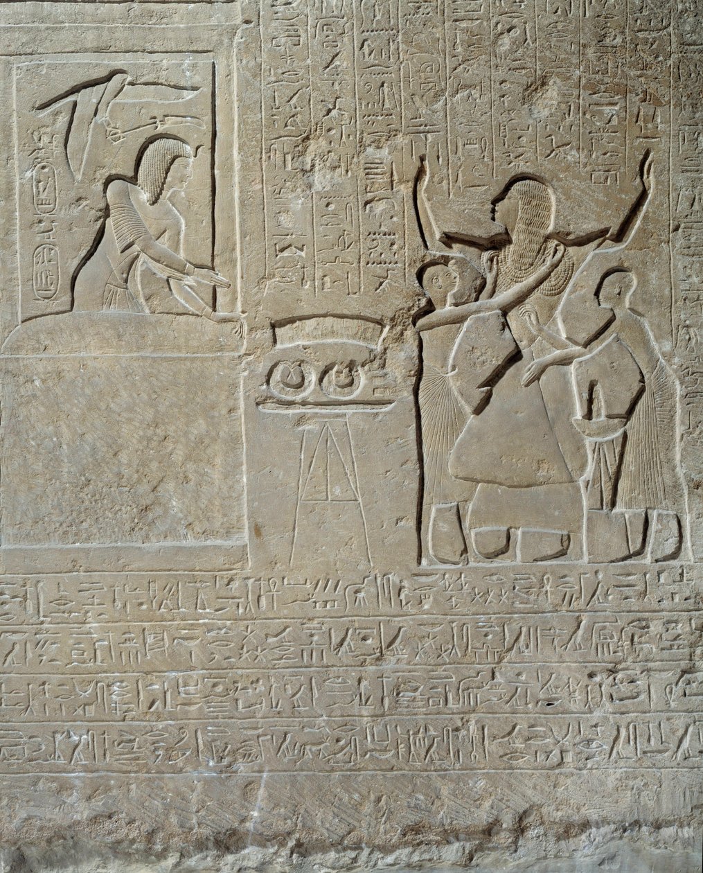 Egyptisk antikvitet: relief i kalksten från Hormin: Sethi I delar ut tapperhetens kragar som en belöning för sitt mod till Hormin, chef för kungens harem. 19:e dynastin (1295-1186 f.Kr.). Paris Louvren av School Egyptian