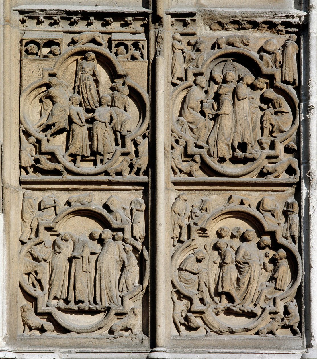 Gotisk konst: undervisningsscener. Detalj av den södra portalen av Cathedrale Notre Dame (Notre-Dame) i Paris av School French