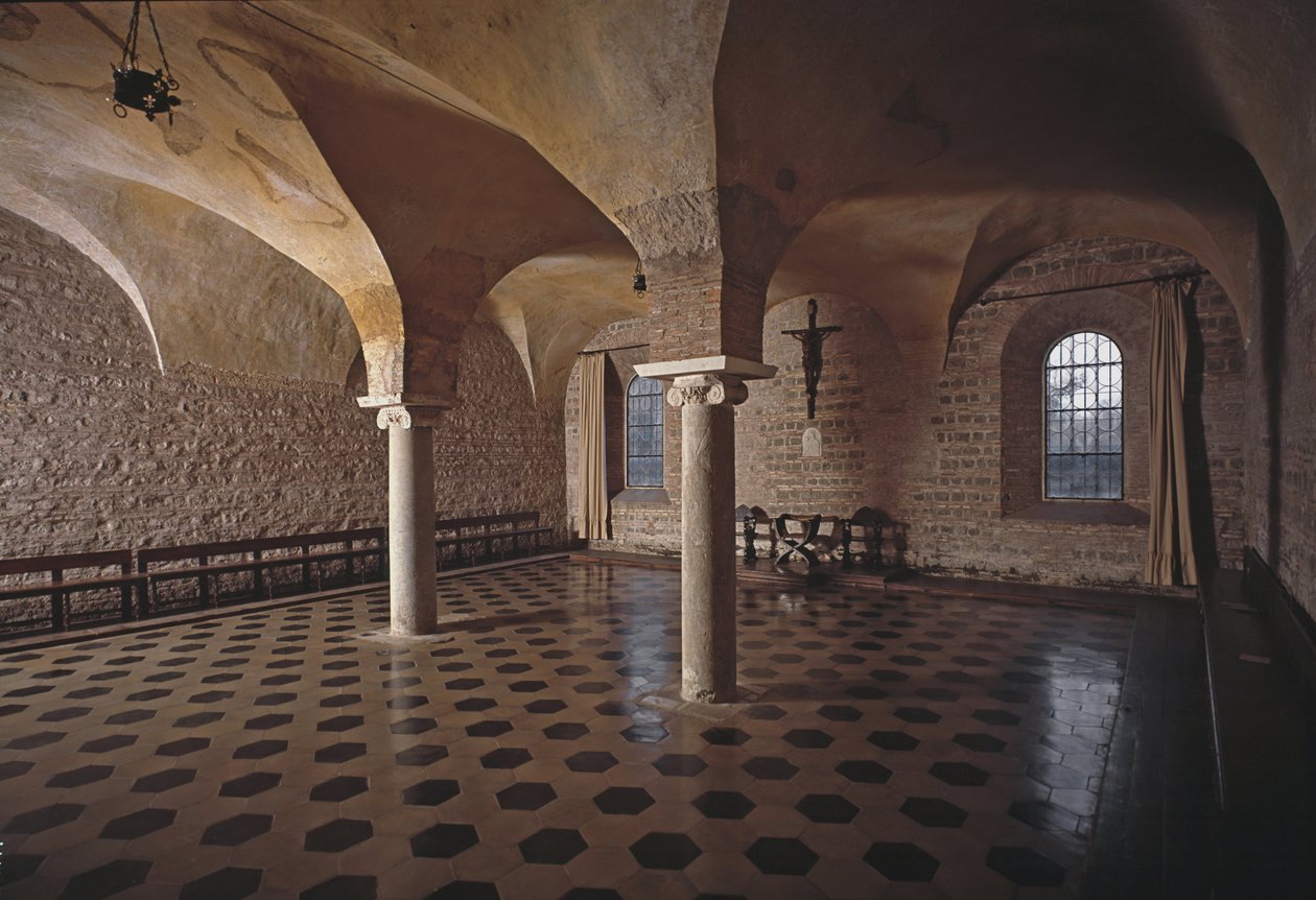 Utsikt över kapitletsalen i St. Vincent-kyrkan och St. Anasthasus Abbey of the Three Fountains (Tre-Fontane) (Chiesa dei Santi Vincenzo e Anastasio alle Tre Fontane) (Kapitelhus i kyrkan St Vincenzo e Anastasio, abbazia delle Tre Font av School Italian