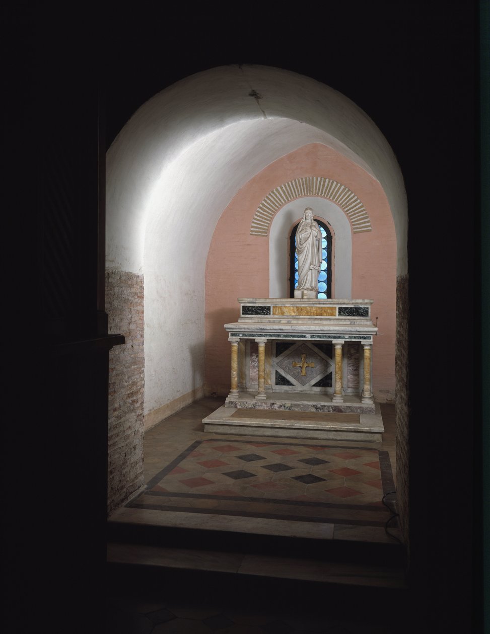 Utsikt över det andra kapellet i kyrkan Saints Vincent och Anastasius, 625-1221 Abbey of Tre Fontane (Abbey of Tre-Fontane eller Abbey of the Three Fountains) nära Rom Italien (Vy över det andra kapellet i kyrkan Sts Vincent och Anastasius , 625-1221 Tre av School Italian