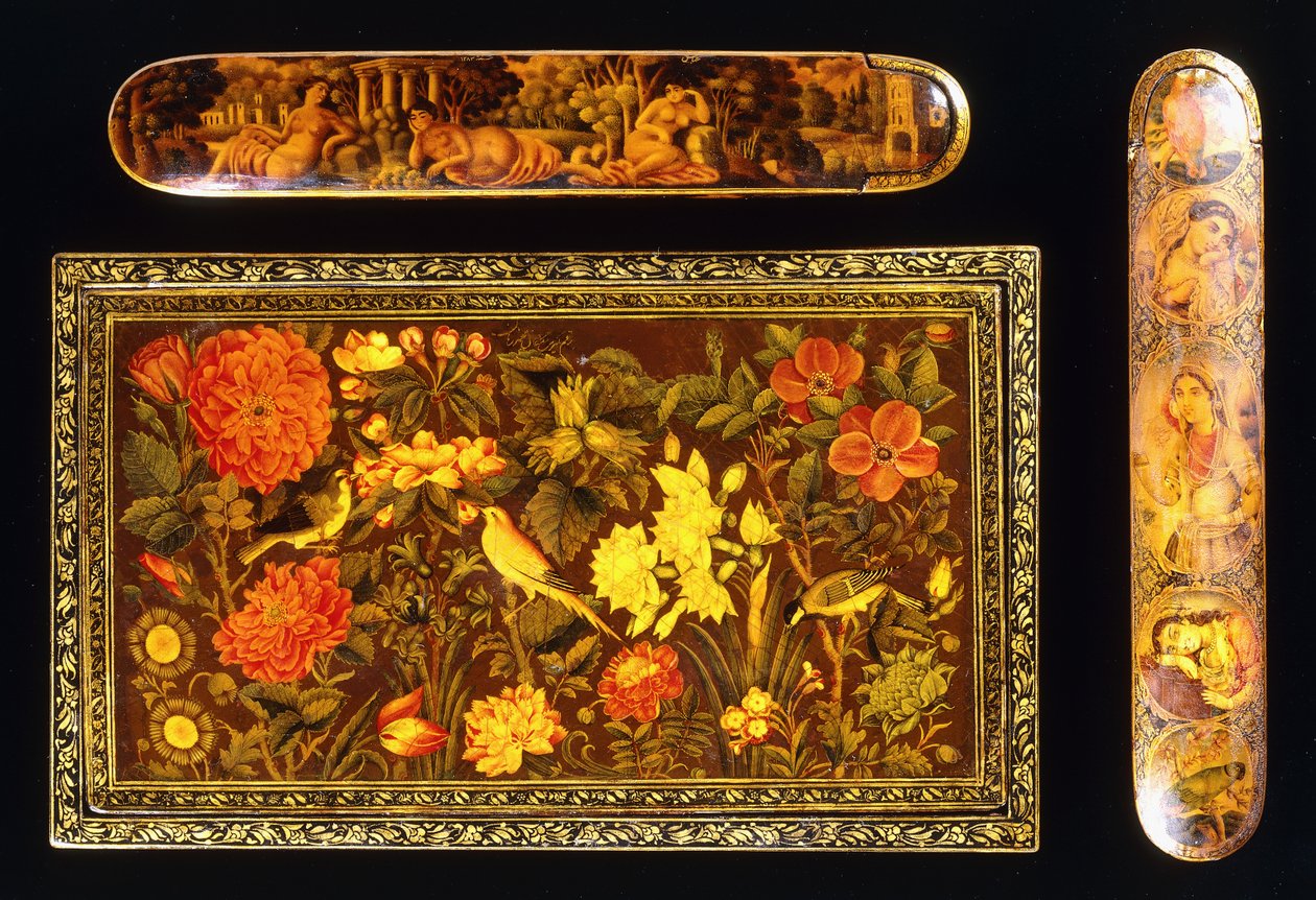 Tevo Kajar Lasikure Papir Mache Kalamdans And A Zand Mirror Case av School Persian