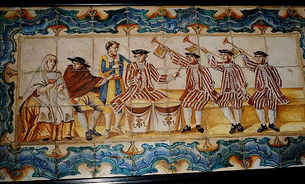 Azulejos plattor med trumpetare och trummis (keramik) av School Spanish