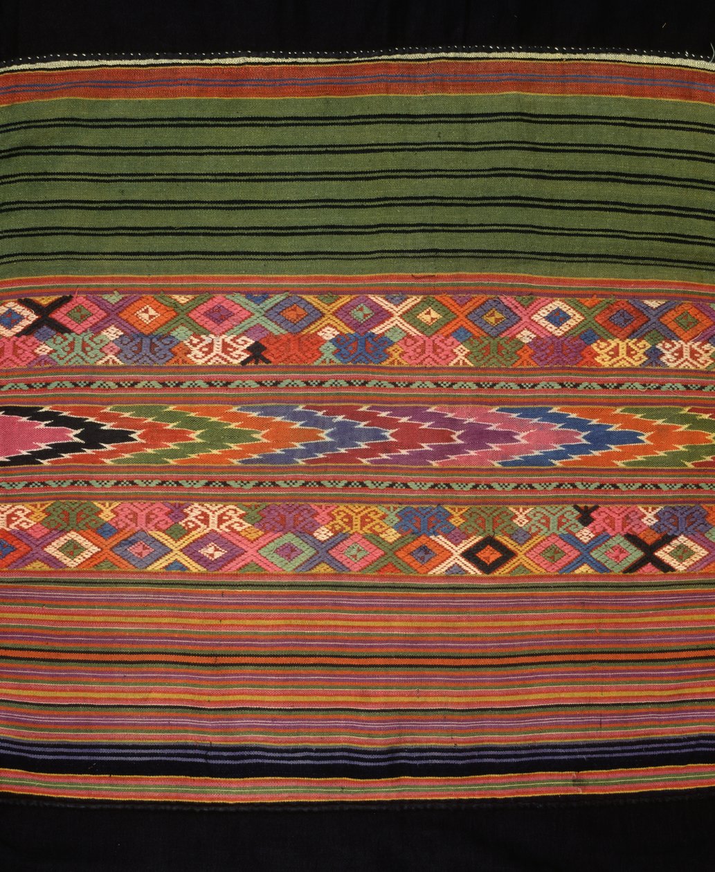 Detalj av Tai Lu-tyg (textil) av School Thai