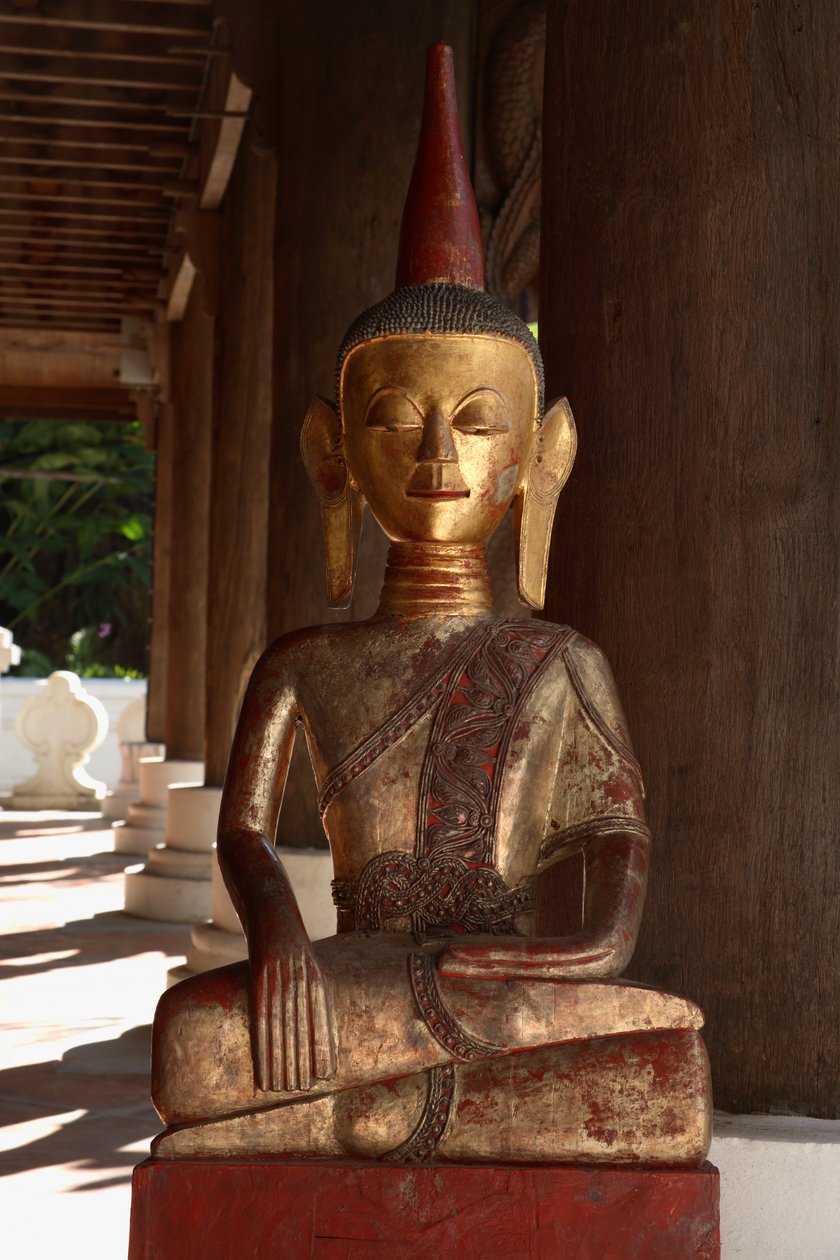 Thai Lu Buddha (brons) av School Thai