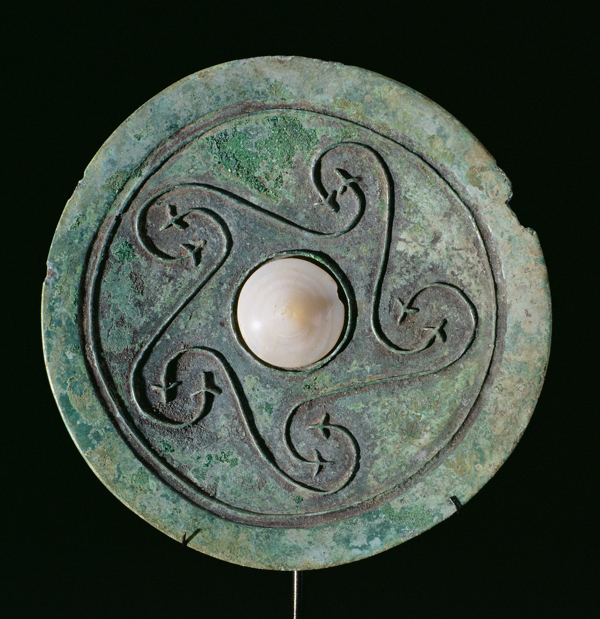 Mirror, Dongson Culture c.200 BC-200 AD, Vietnam (brons) av School Vietnamese