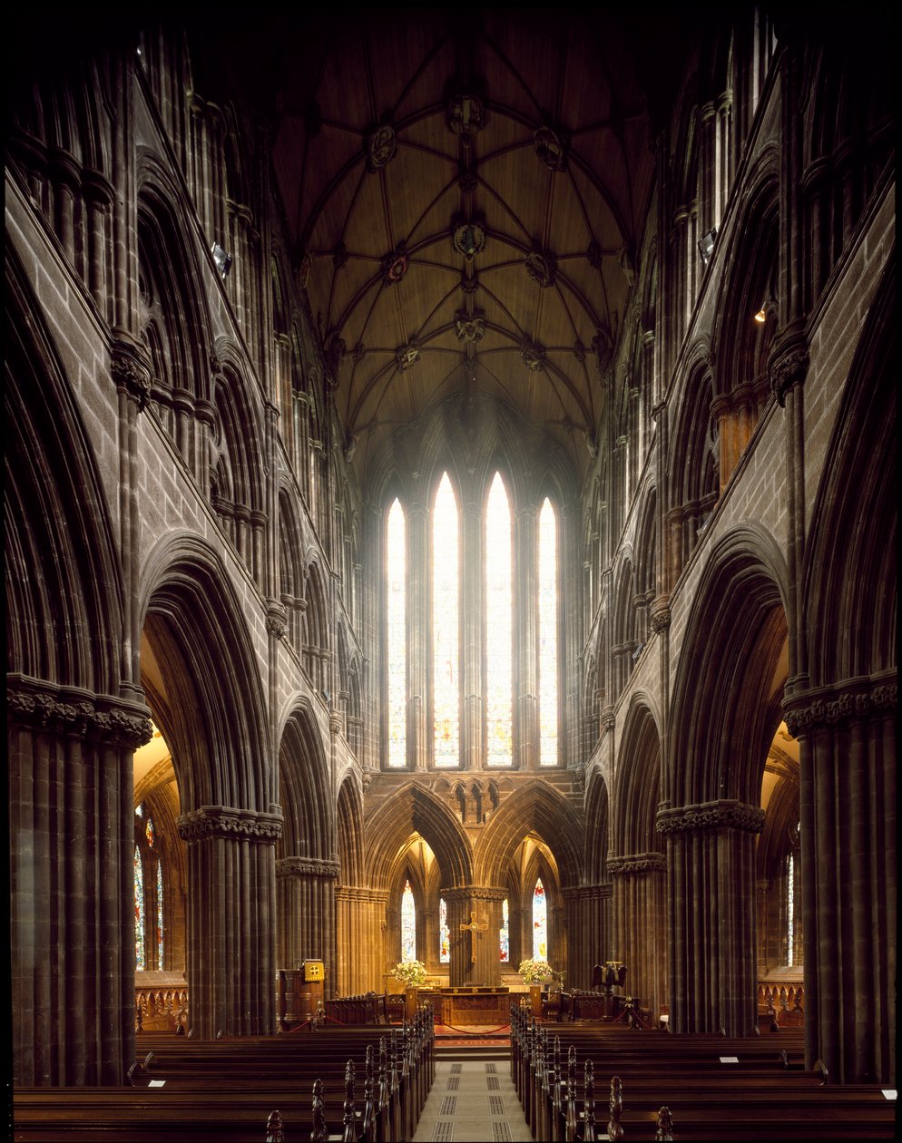 Gotisk konst: utsikt över det inre av Glasgow Cathedral. 1100-talet. Skottland av Scottish School