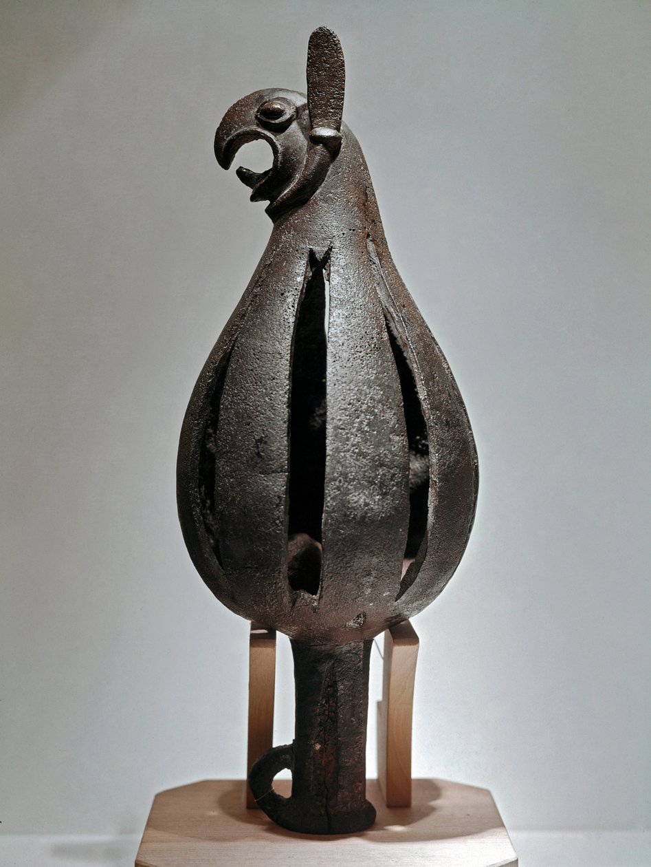 Art Scythian (Scythian civilisation eller Scythia): griffonformad prydnad med örnhuvud. Bronsföremål, från andra hälften av 700-talet f.Kr. Sankt Petersburg, Hermitagemuseet av Scythian