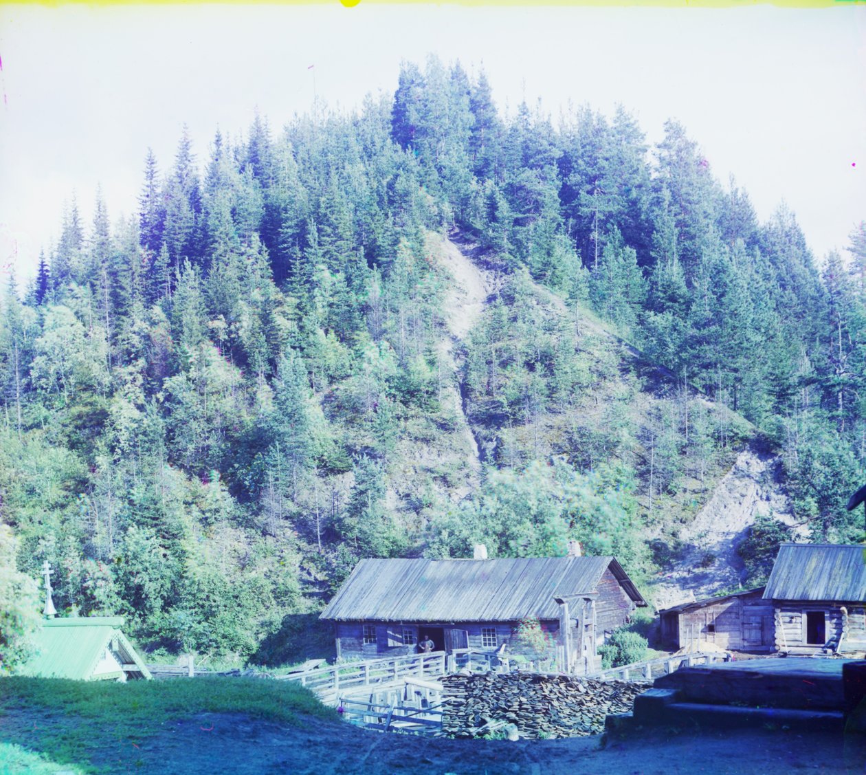 Sågverk vid Medvezhia Gora (björnberget) under byggandet av Murmanskjärnvägen, 1905-1915 av Sergey Prokudin Gorsky