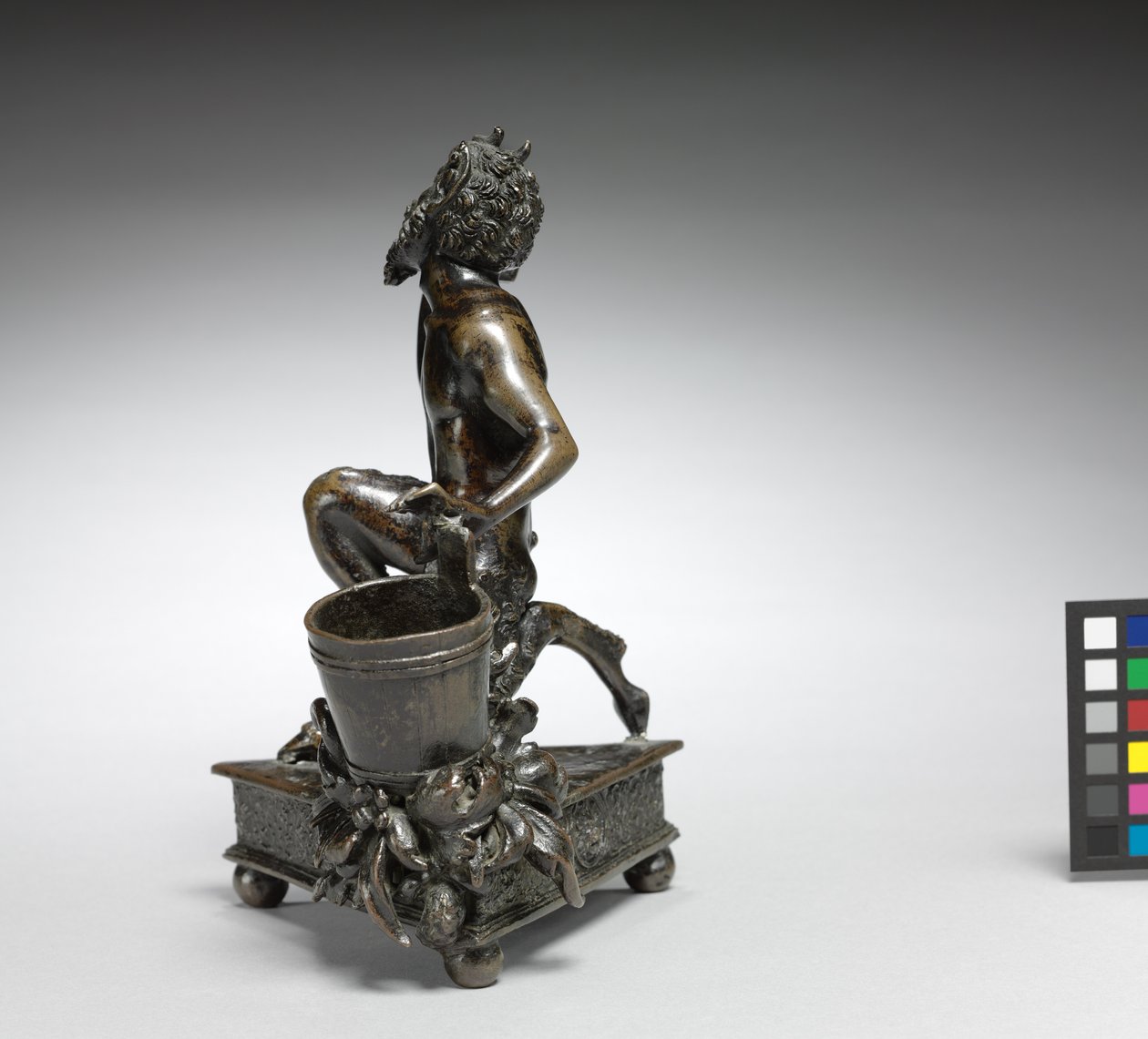 Knästående Satyr, ca 1520 (brons) av Severo da Ravenna
