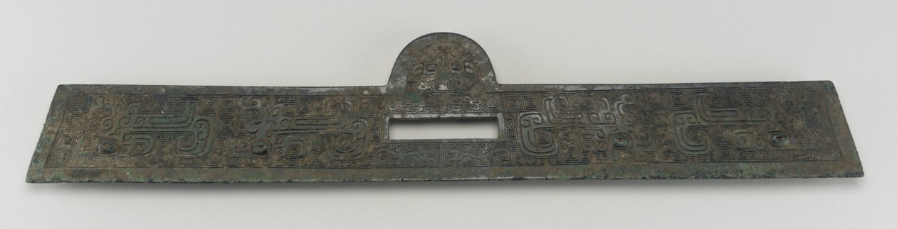 Eventuell vagnbeslag med fem öglor för fastsättning bak (brons) av Shang Dynasty Chinese School