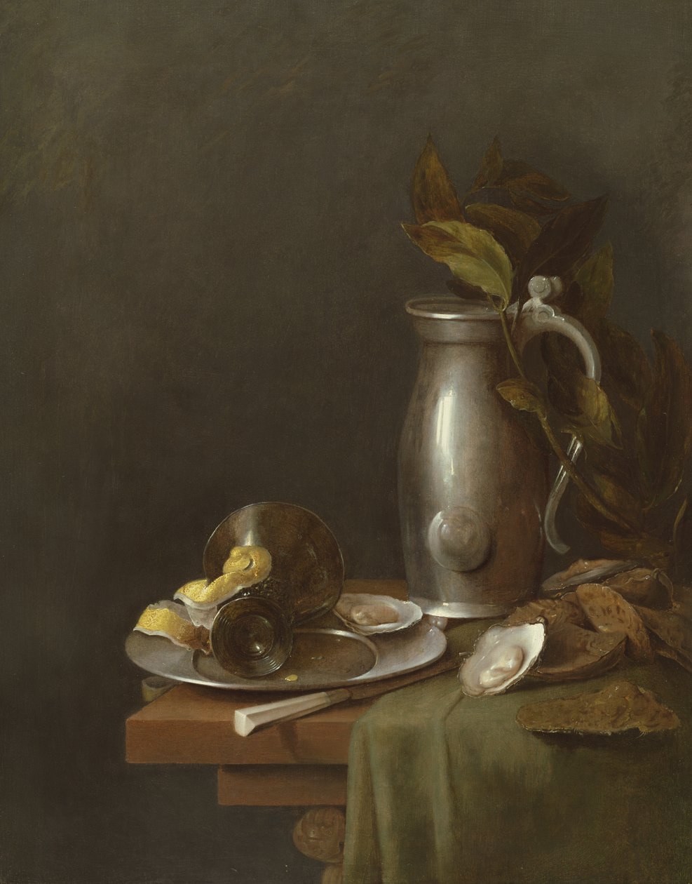 En kanna och tallrik av tenn, 1600-tal av Simon Luttichuys