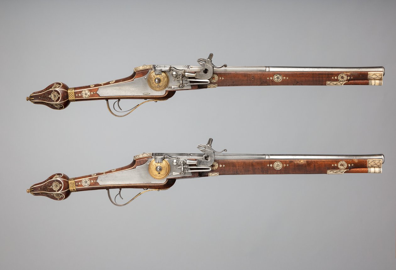 Ett par hjullåspistoler gjorda för livvakten för kurfursten av Sachsen, tyska, c1610 av Simon Helbig