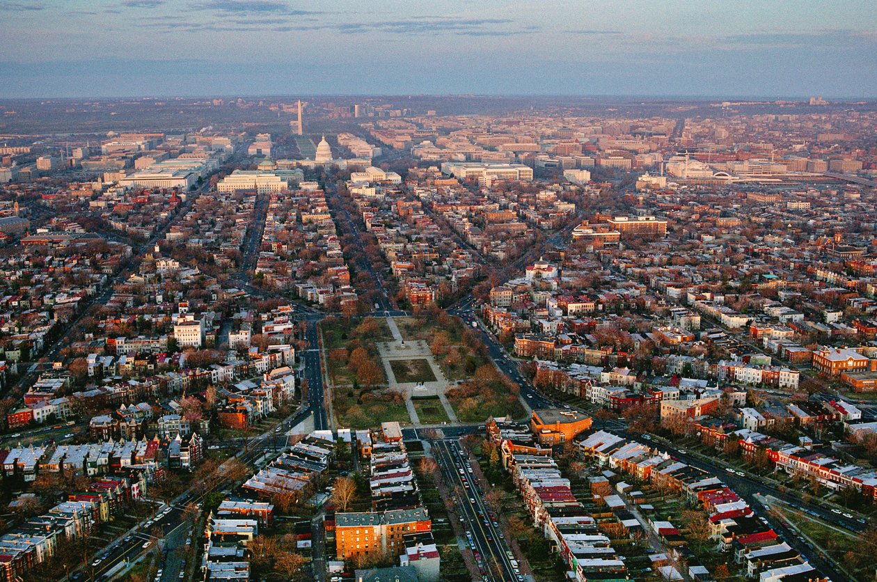 Vy över staden från väster mot Kapitolium och Washingtonmonumentet med Lincoln..., 2022 (foto) av Sisse Brimberg