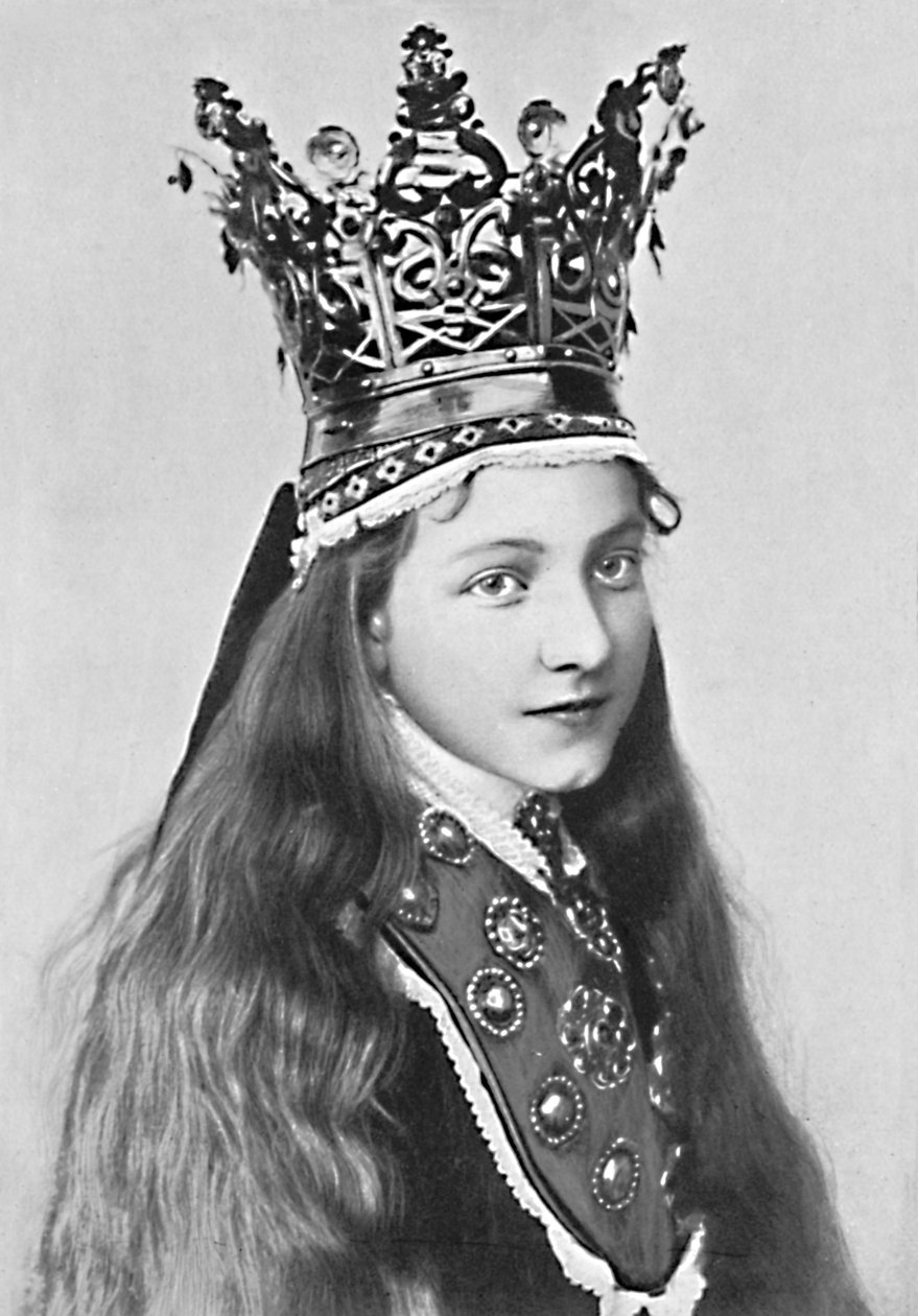 En norsk tjej i semesterdräkt, 1912 av Solveig Lund
