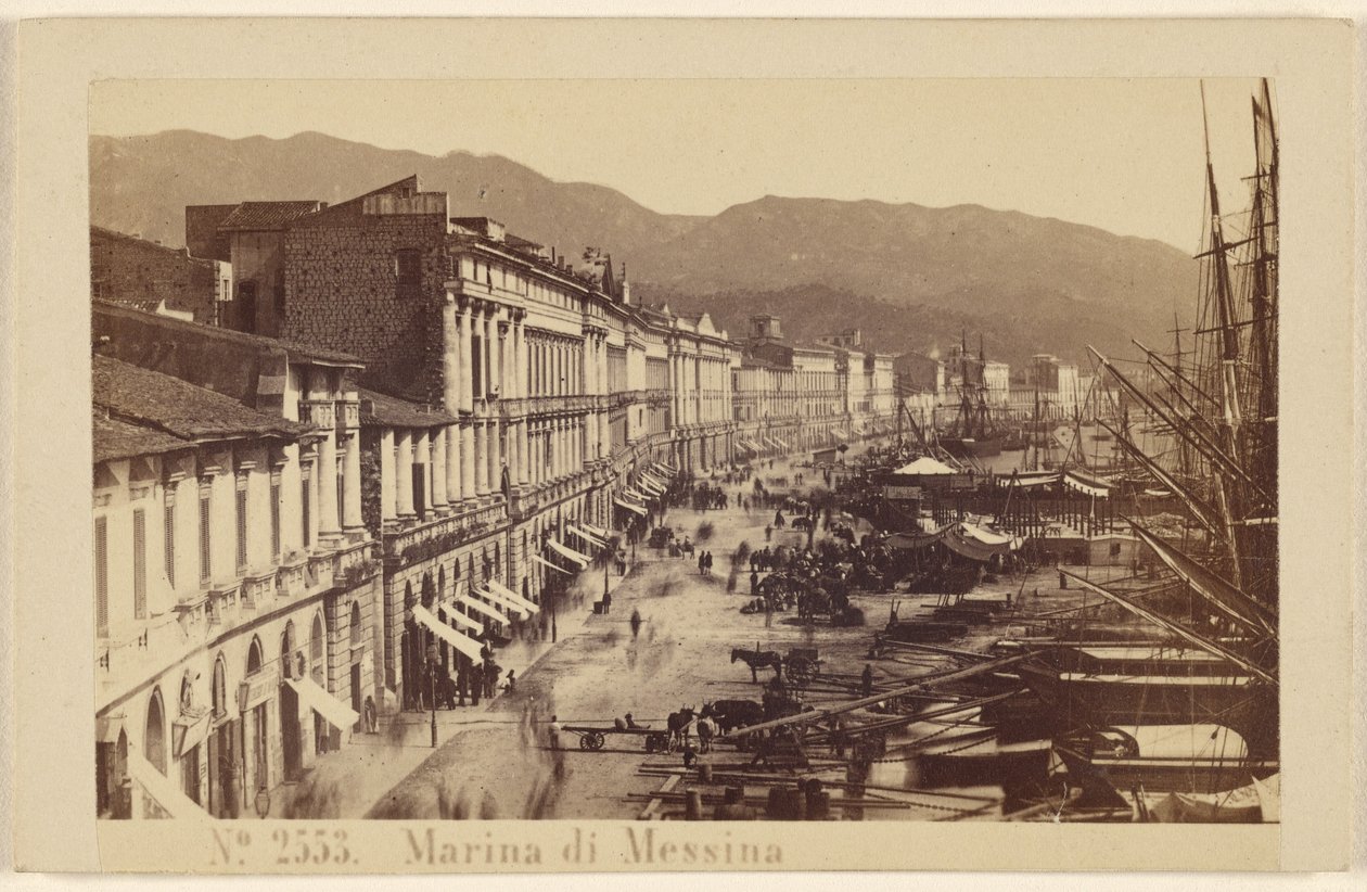 Marina di Messina. av Sommer and Behles