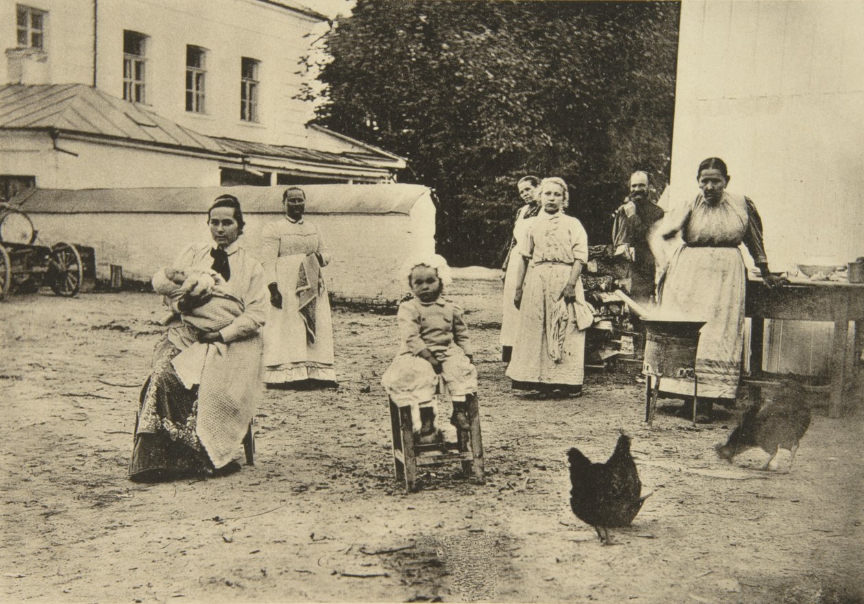 Gör sylt på gården till Leo Tolstoys hus, Yasnaya Polyana, nära Tula, Ryssland, 1900 av Sophia Andreevna Tolstaya