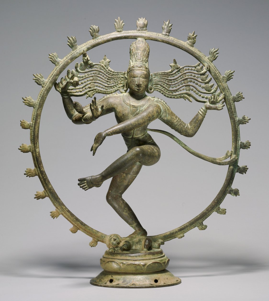 Shiva som dansens herre (Nataraja), Chola-period, ca 10-1100-talet (brons) av South Indian School