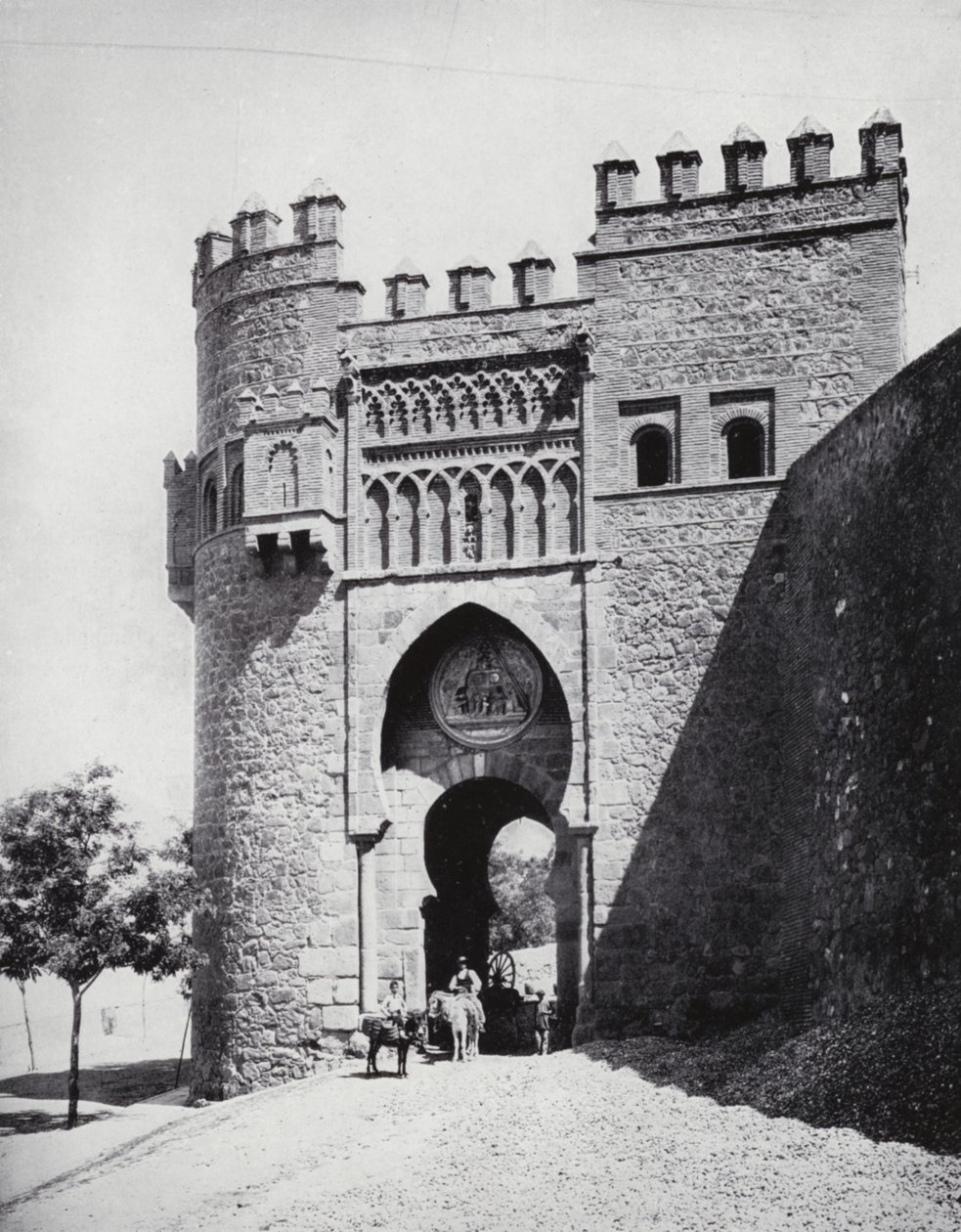 Puerta Del Sol, Toledo (svartvitt foto) av Spanish Photographer