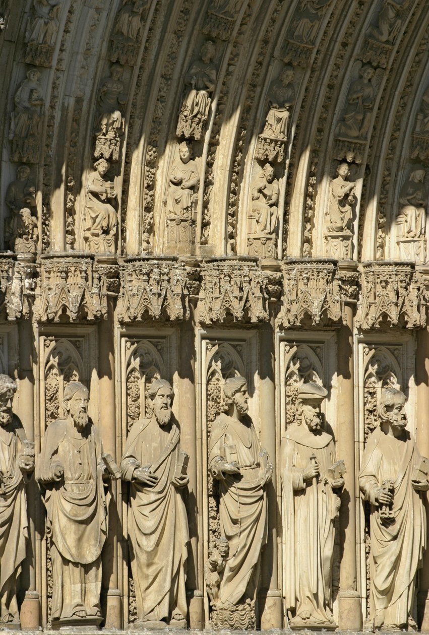 Detalj från Portal of Forgiveness (Puerta del Perdon) centrala portalen av den västra fasaden av Toledo Cathedral, påbörjad 1418 av Spanish School