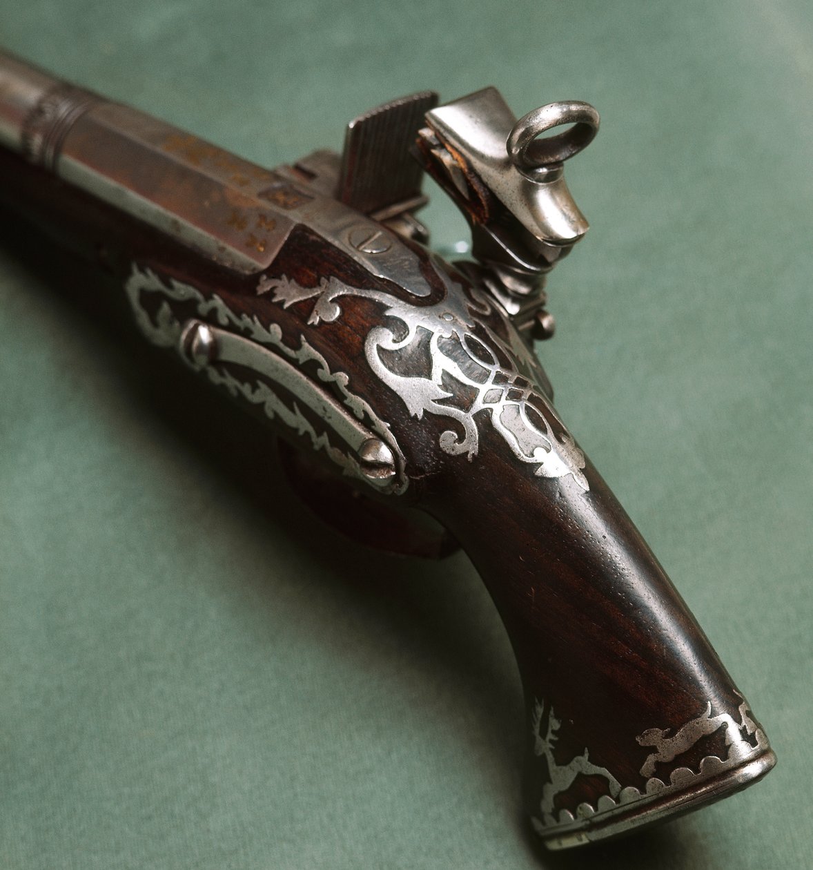 Gammal pistol av Spanish School