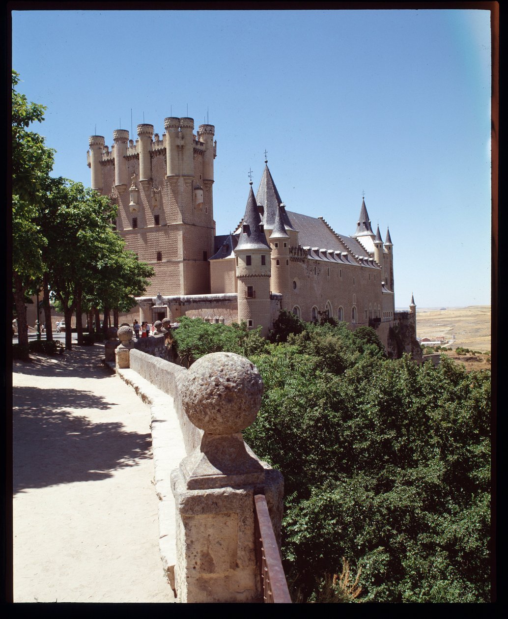 Utsikt över alcazar av Spanish School
