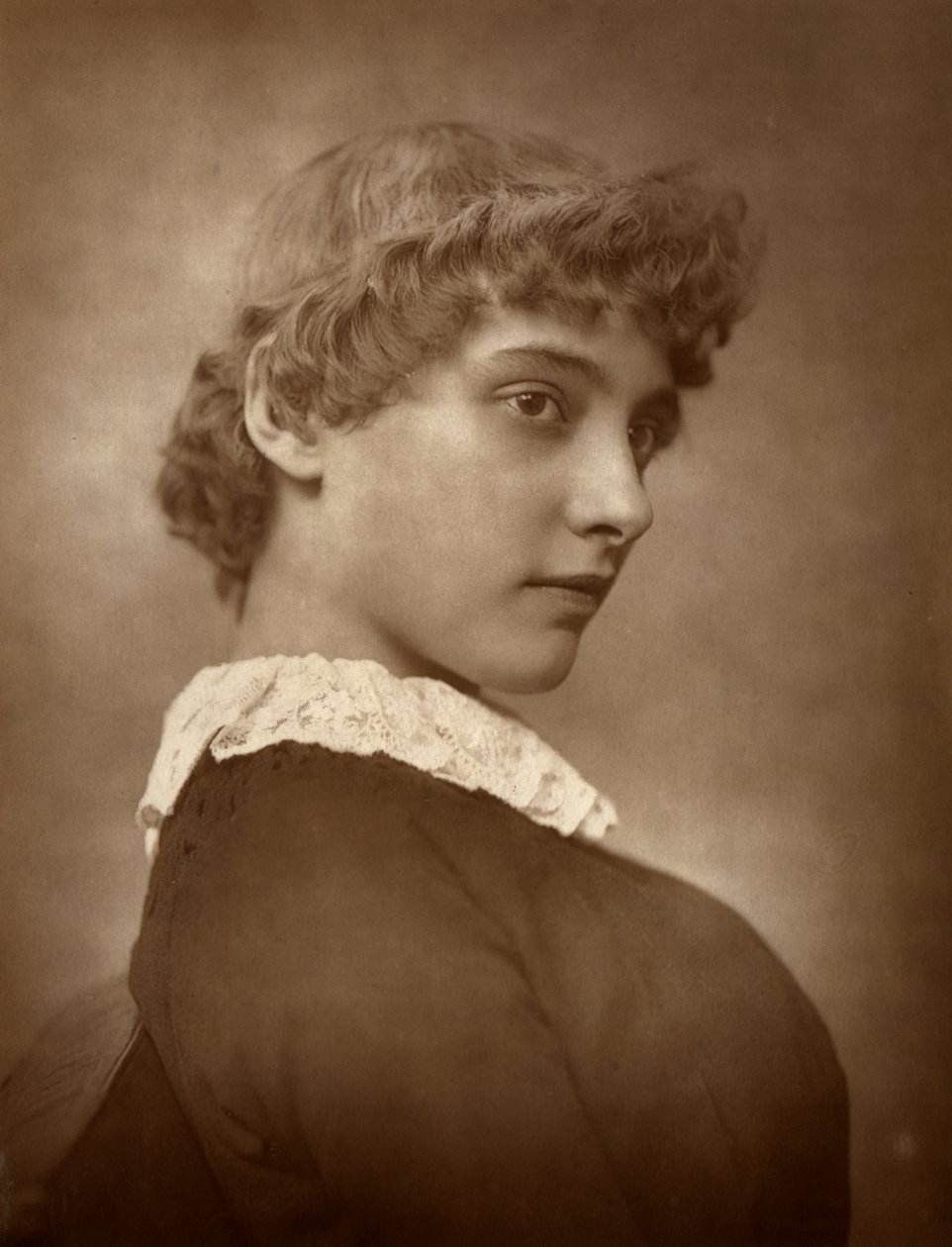Marie Linden, skådespelerska, 1883 av St James