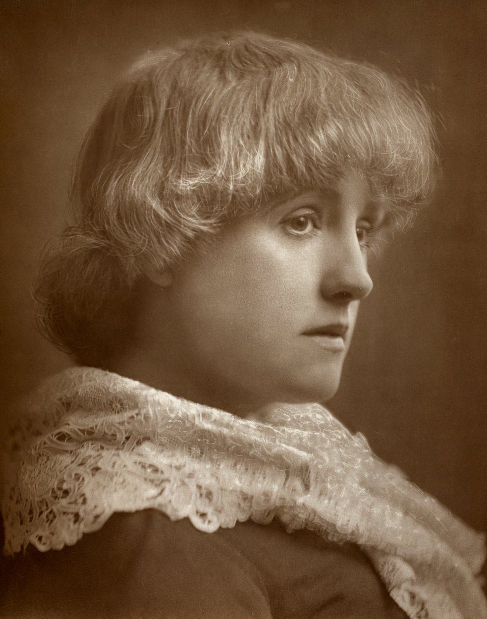 Mary Eastlake, brittisk skådespelerska, 1883 av St James