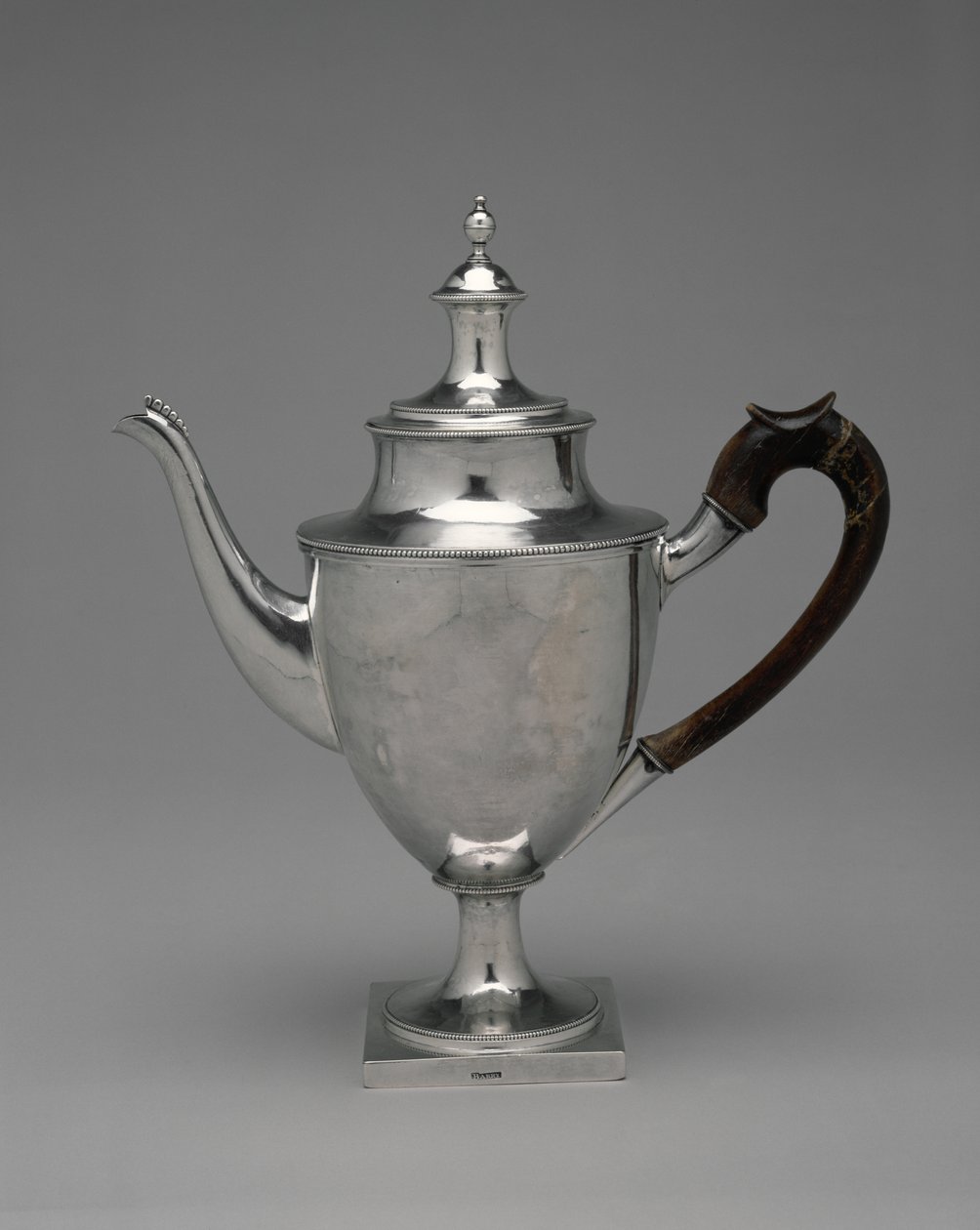 Tekanna, del av ett set, 1784-1800 (silver) av Standish Barry