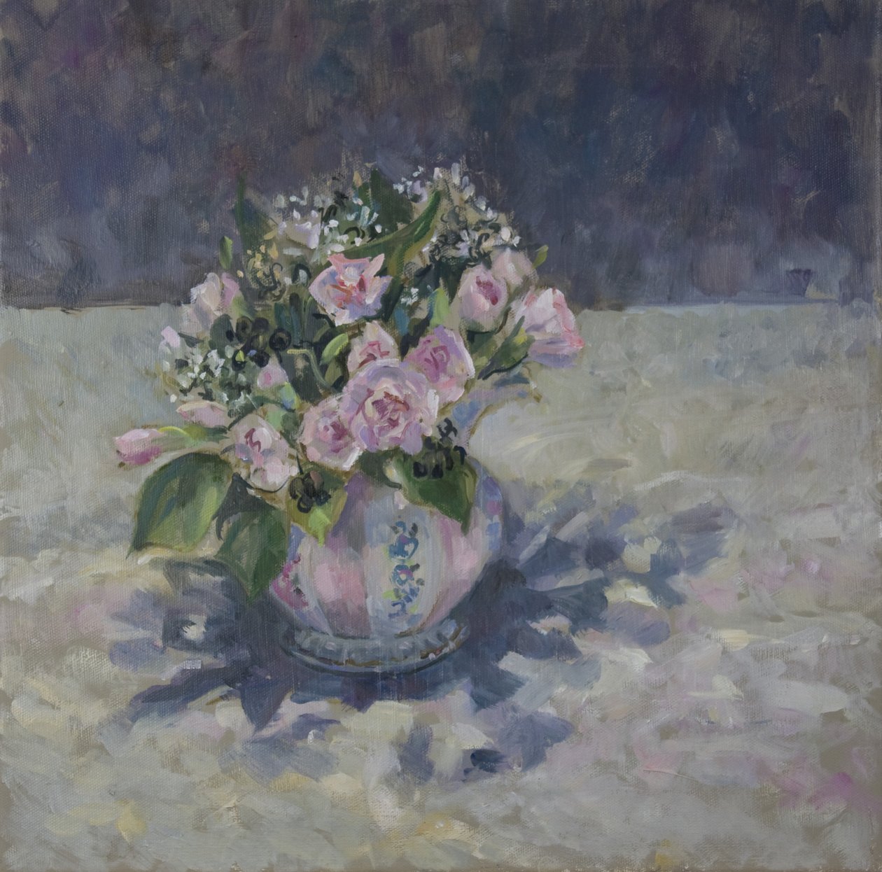 Rosa i randig kanna, 2013, av Sue Wales