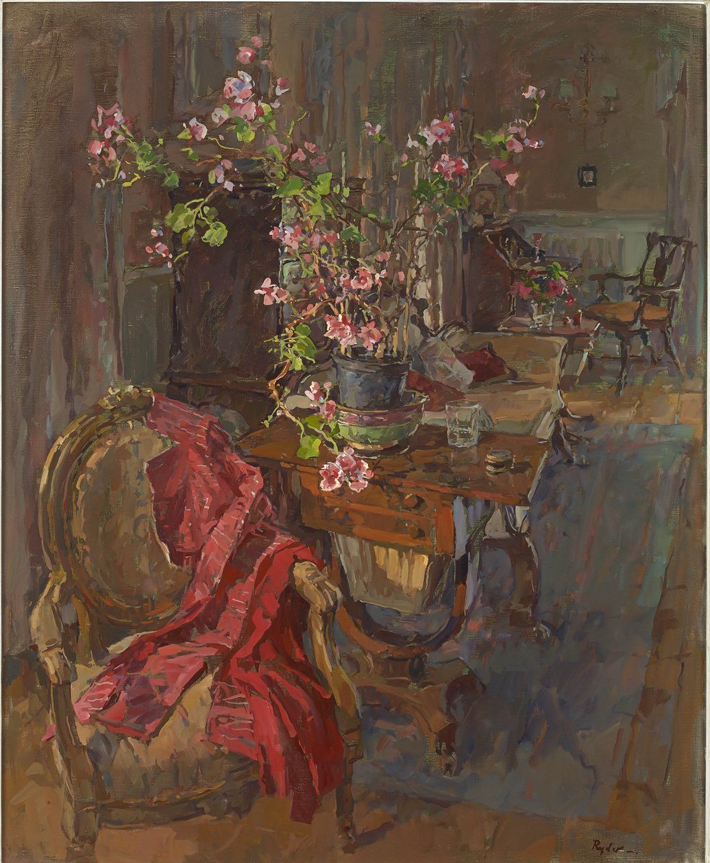 Röd kappa med geranium av Susan Ryder