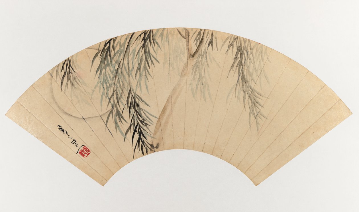 Willow and Moon (Fan Painting) (fläktmålning, bläck & ljus färg på papper) av Suzuki Kiitsu