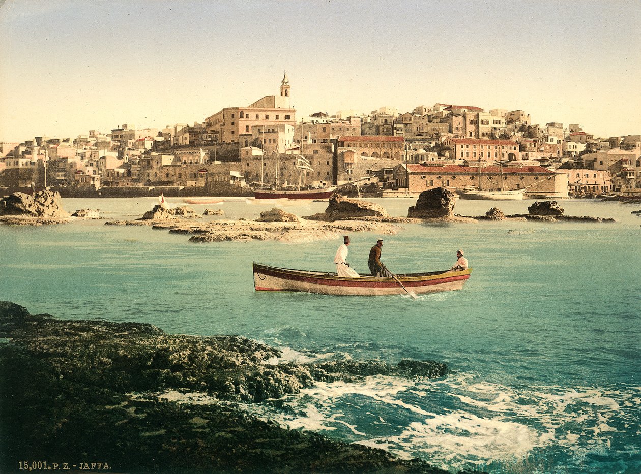 Hamnen i Jaffa med staden i bakgrunden, ca 1880-1900 (fotokrom) av Swiss Photographer