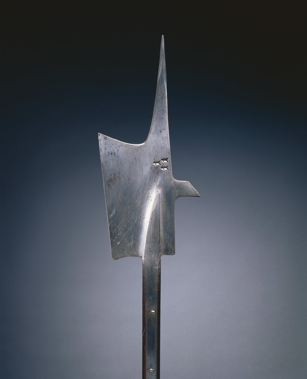 Hellebard, ca 1480-1500 (stål och trä) av Swiss School