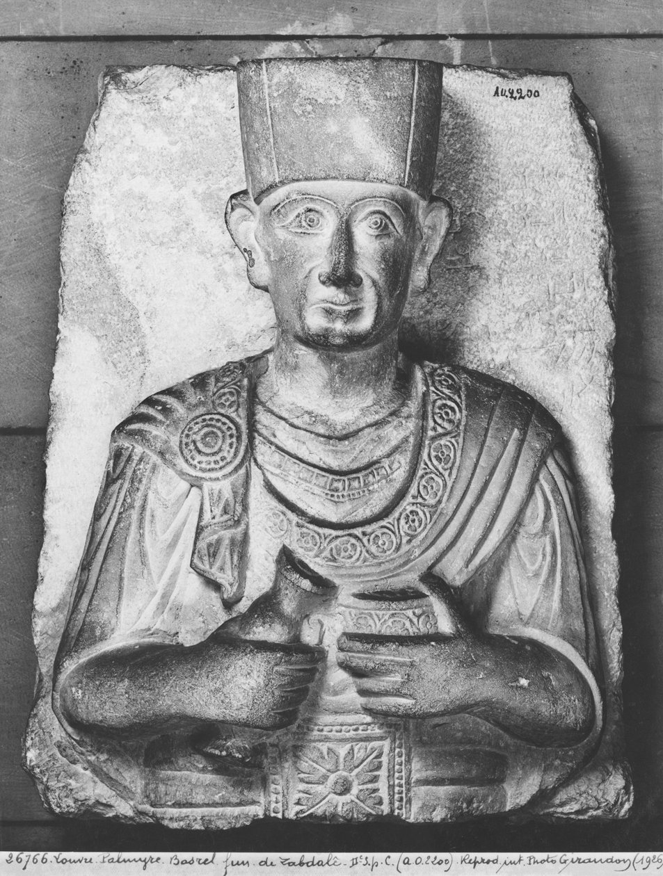 Begravningsrelief av Zabdale, från Palmyra, Syrien av Syrian