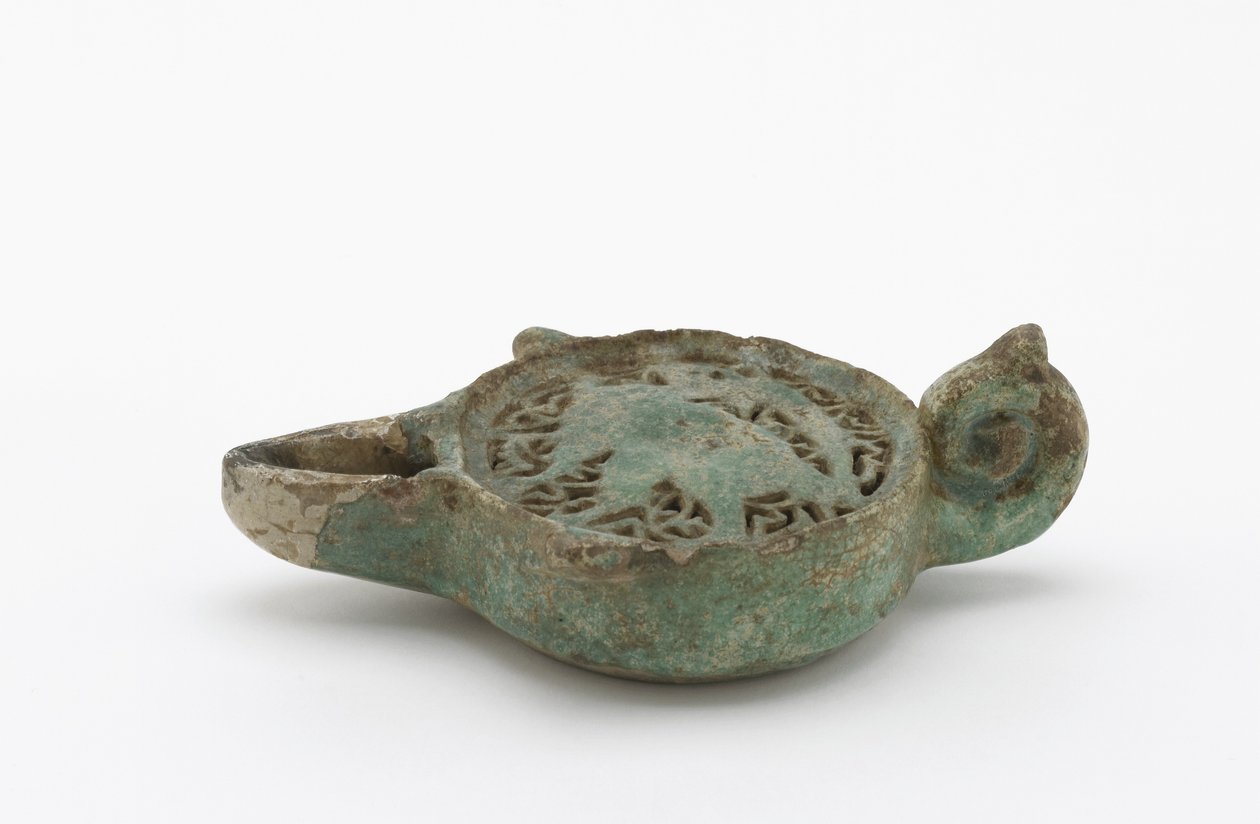 Oljelampa, möjligen 1100-1200-talet (keramik) av Syrian