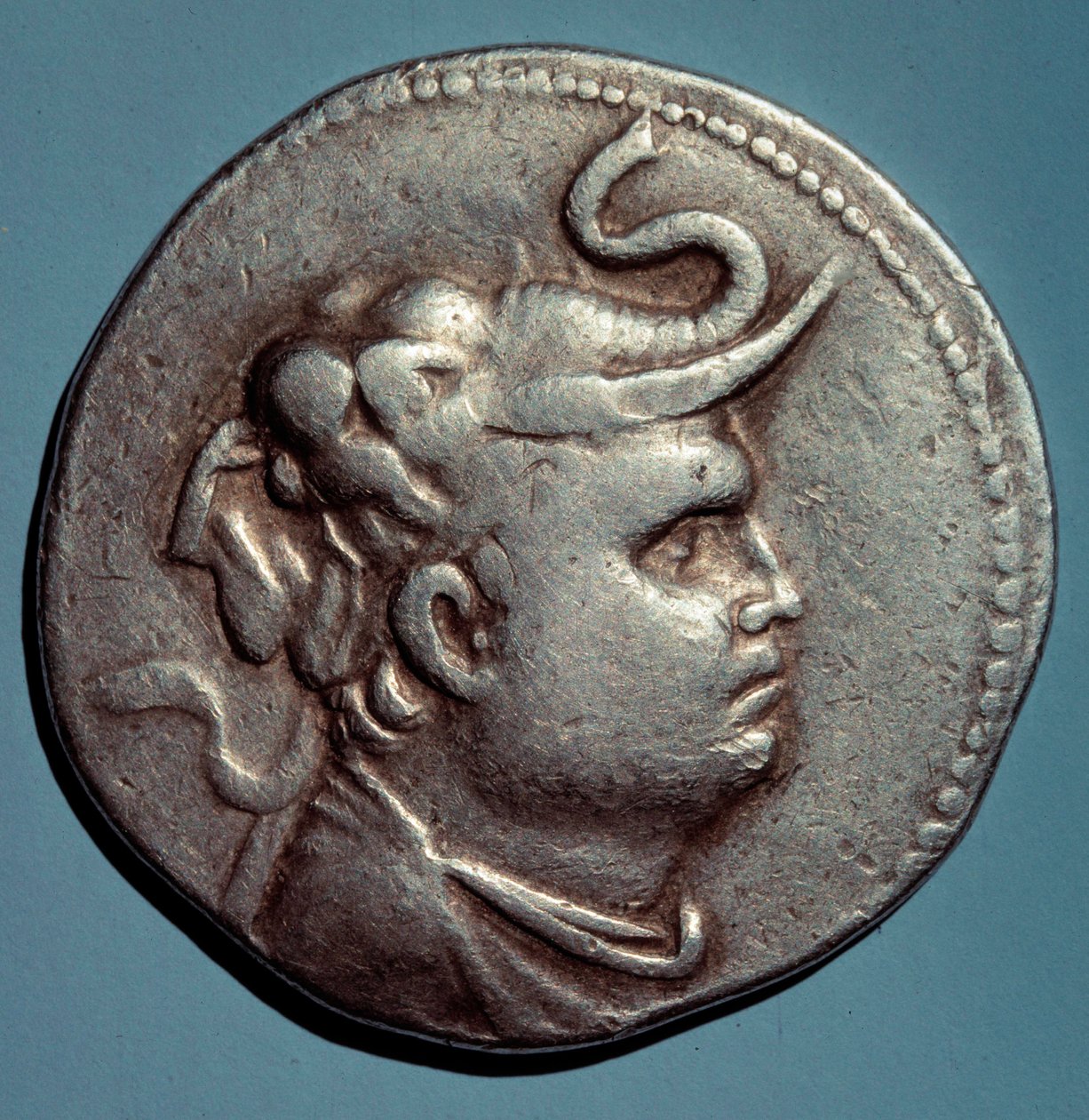 Silvermynt med bilden av Demetrios I (162-149 f.Kr.) Kung Seleucid av Syrien, Paris, B.N. av Syrian School