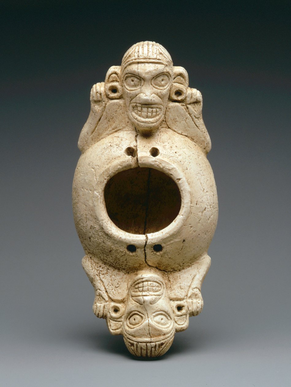 Gravkärl (ben från sjökorv) av Taino Culture