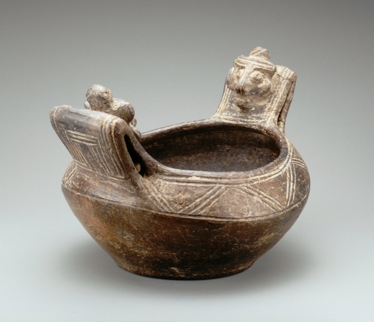 Tvåhövdad skål (keramik) av Taino Culture