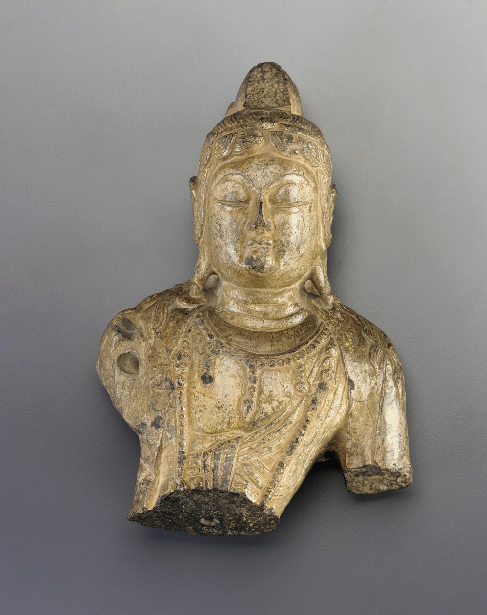 Liten byst av buddhistisk figur av Tang Dynasty Chinese School