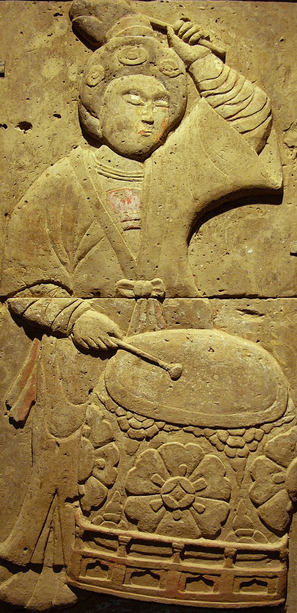 Terrakottastele med musiker, Tangdynastin (618-907), upptäckt i Shaanxi-provinsen, Steles Forest Museum i Xian. Fotografi, Leonard de Selva, Kina, 2006. av Tang Dynasty Chinese School