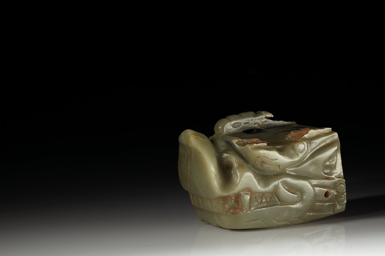 Junkunc Jade Dragon Head (jade) av Tang Dynasty Chinese School