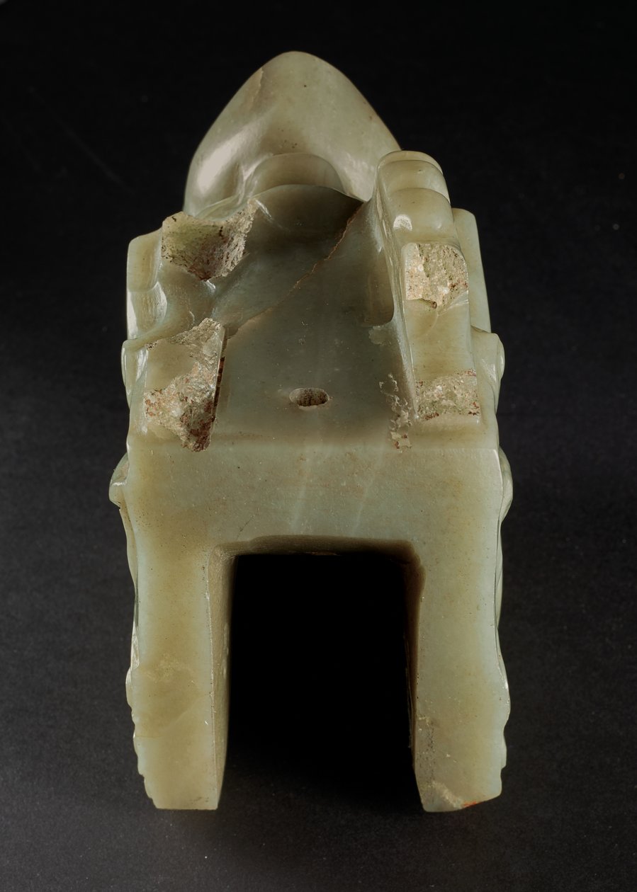 Junkunc Jade Dragon Head (jade) av Tang Dynasty Chinese School