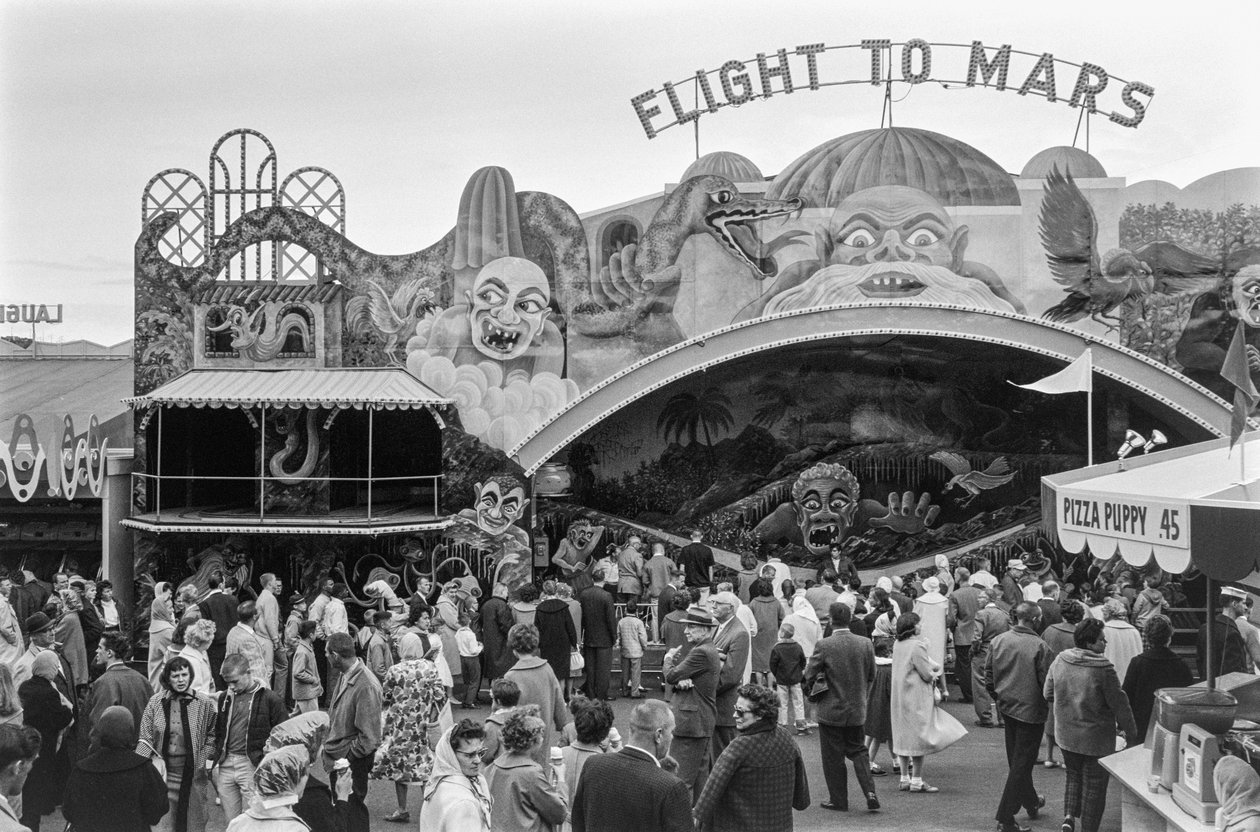 Ingång till utställningen Flight to Mars på världsutställningen i Seattle av Ted Spiegel