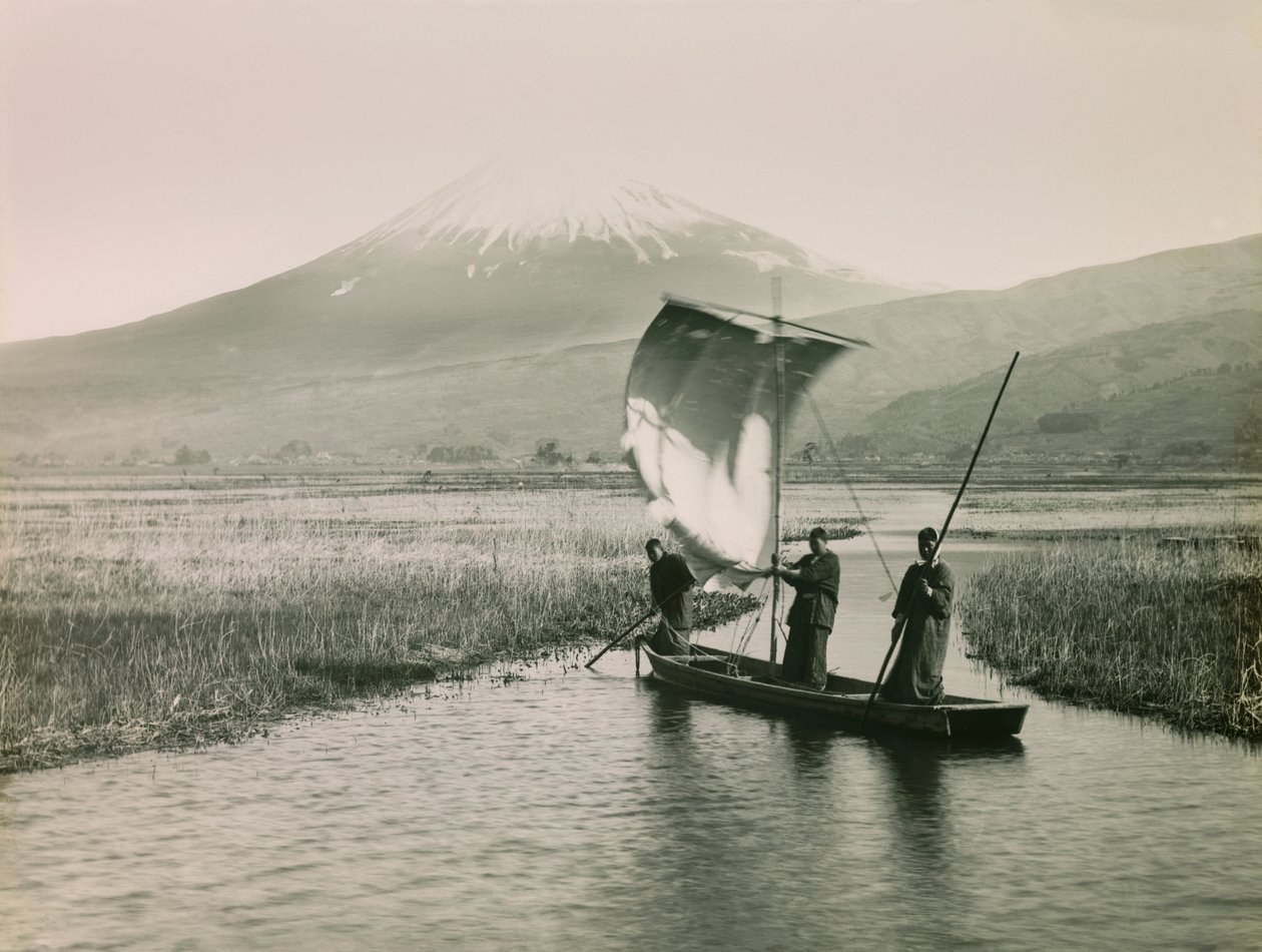 Fujiberget sett från Tokaido, cirka 1900 - 1915 (fotografi) av Teijiro Takagi