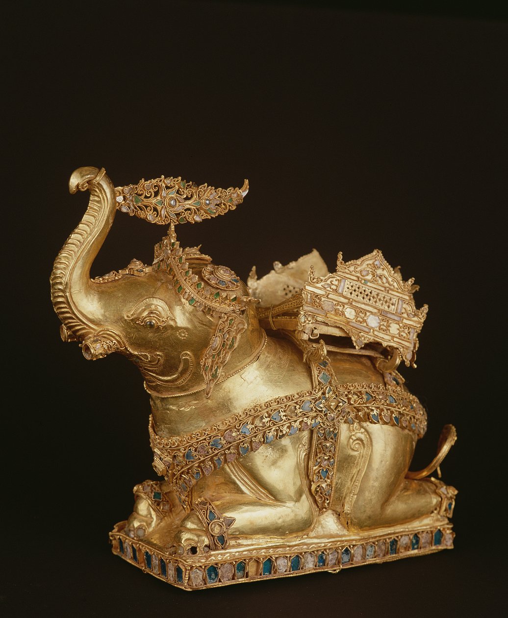 Elefant (guld) av Thai School