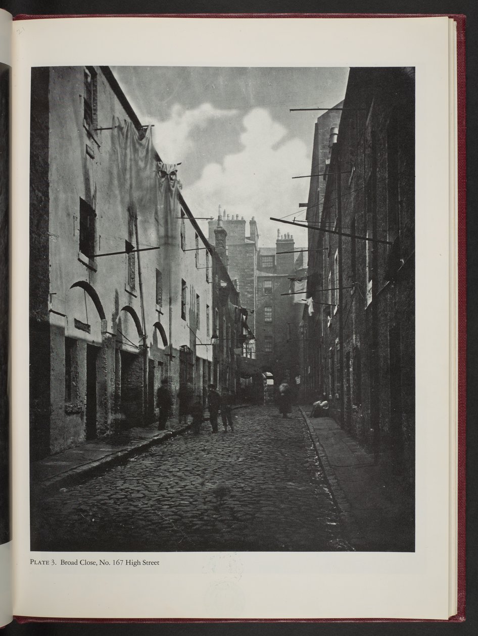 Broad Close, No. 167 High Street, från Old Closes and Streets of Glasgow av Thomas Annan