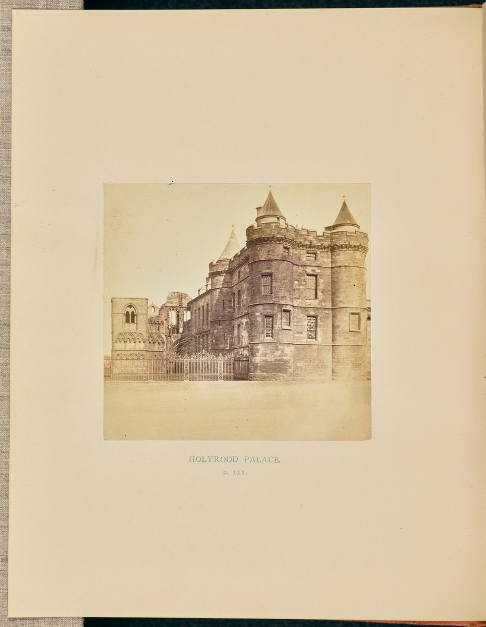 Holyrood Palace av Thomas Annan