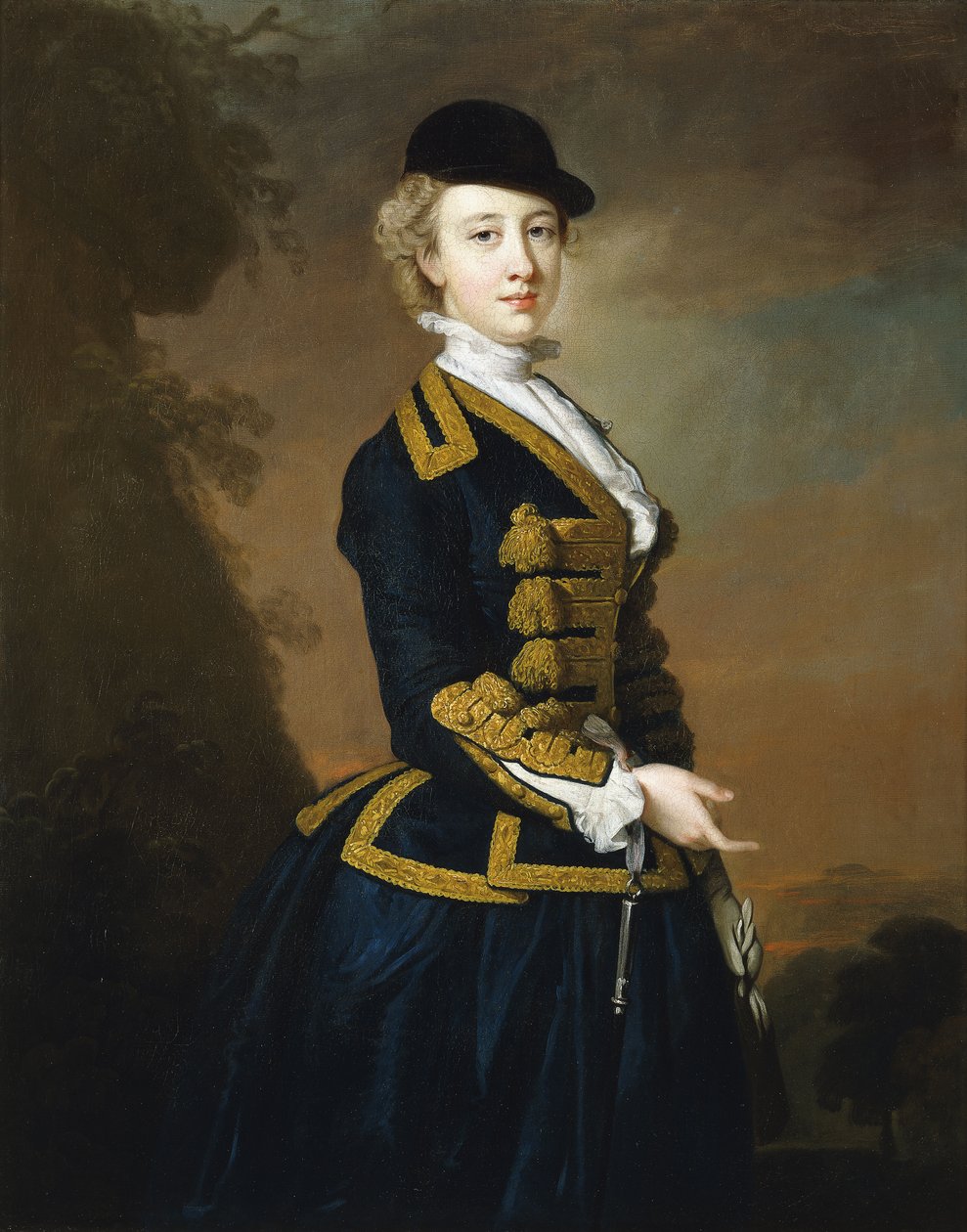 Porträtt av Nancy Fortescue, iklädd en mörkblå ridvana med guldgroda och mössa, av Thomas Hudson